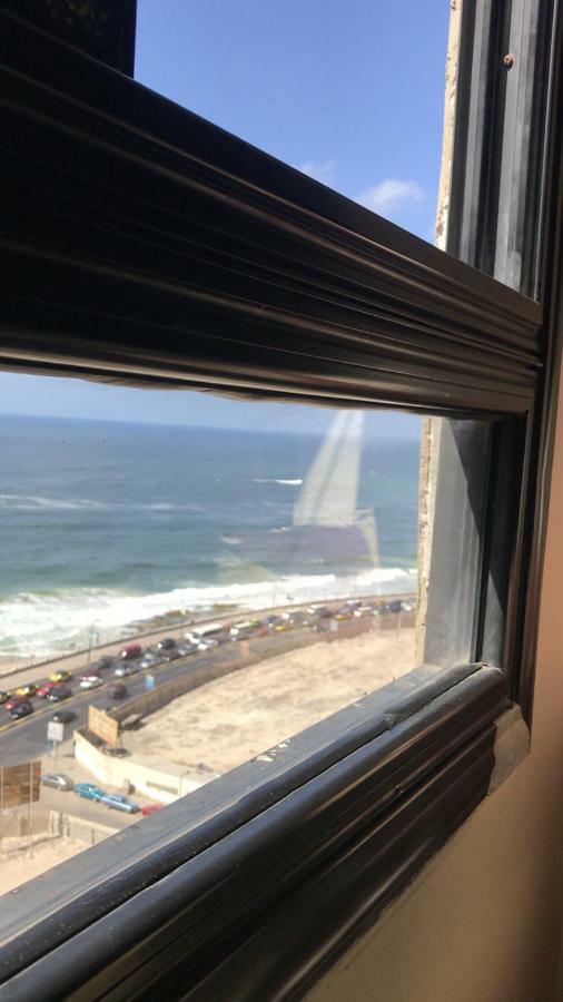 Cozy New 2 Bd Amazing Beach View Next To Hilton Hotel Family Only !العائلات فقط Alexandria Eksteriør billede